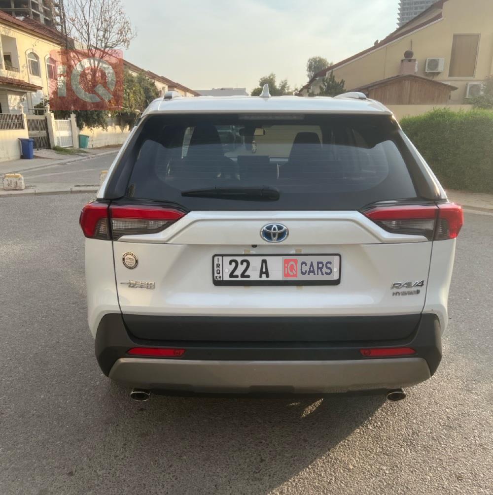 تويوتا راف 4